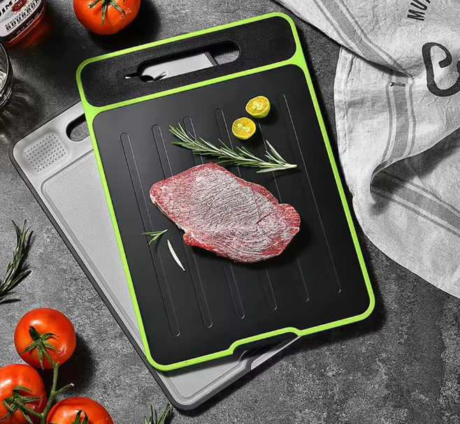 4-in-1 Foldable Cutting Board – Double-Sided, Aluminum, Sharpener & Garlic Grinder